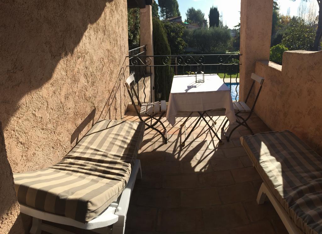 Superb Villa With Private Pool Saint-Paul-de-Vence Quarto foto