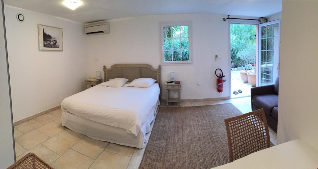 Superb Villa With Private Pool Saint-Paul-de-Vence Quarto foto